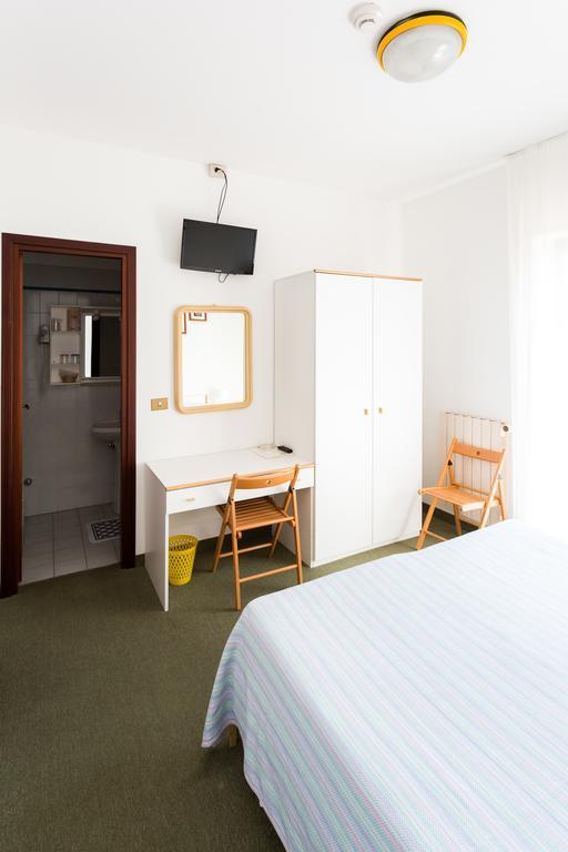 Hotel Krizman Monrupino الغرفة الصورة